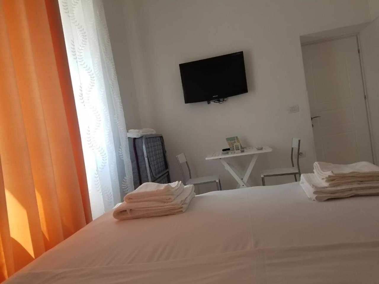 Vila Alikaj Lägenhet Sarandë Exteriör bild