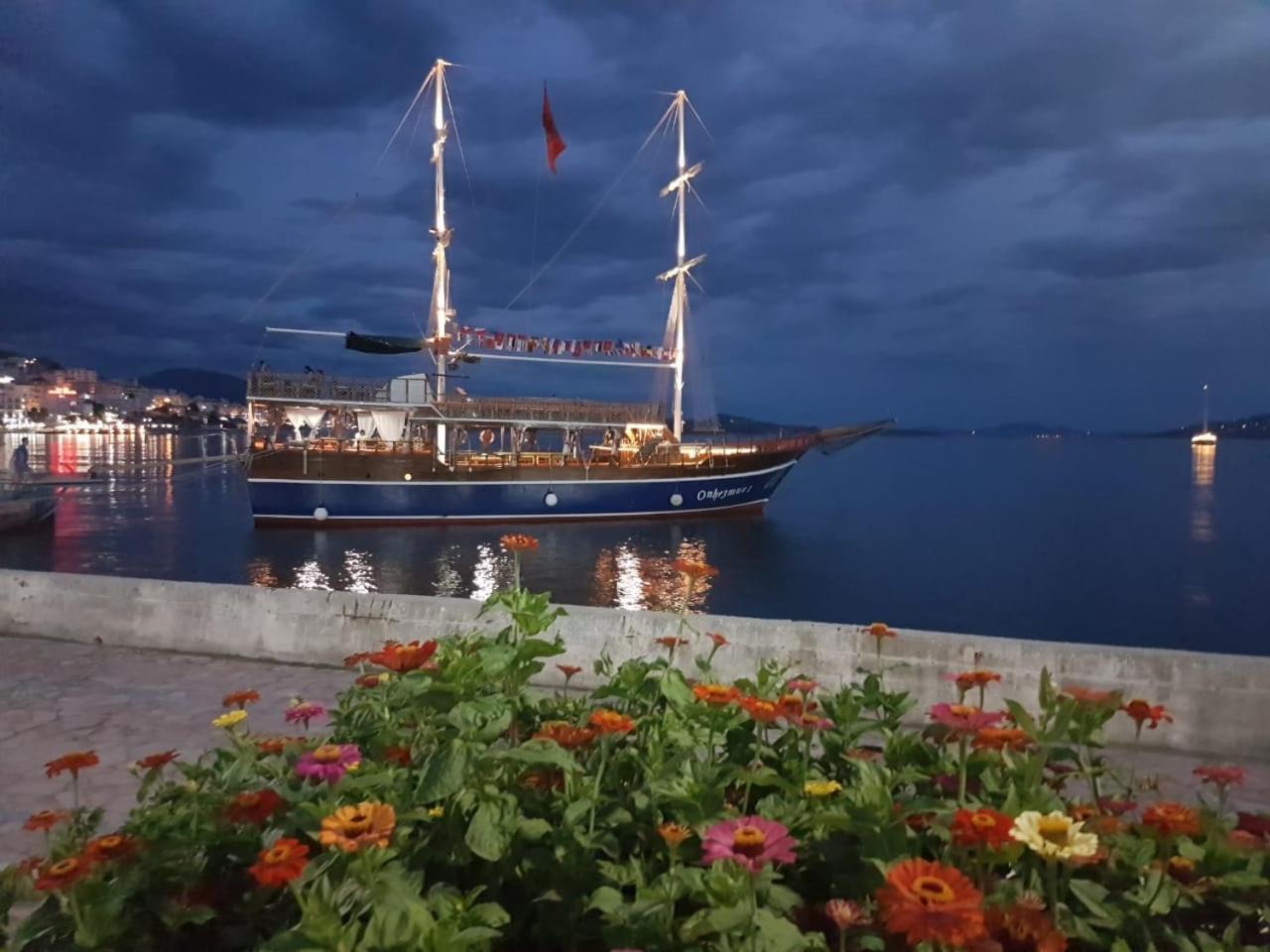 Vila Alikaj Lägenhet Sarandë Exteriör bild