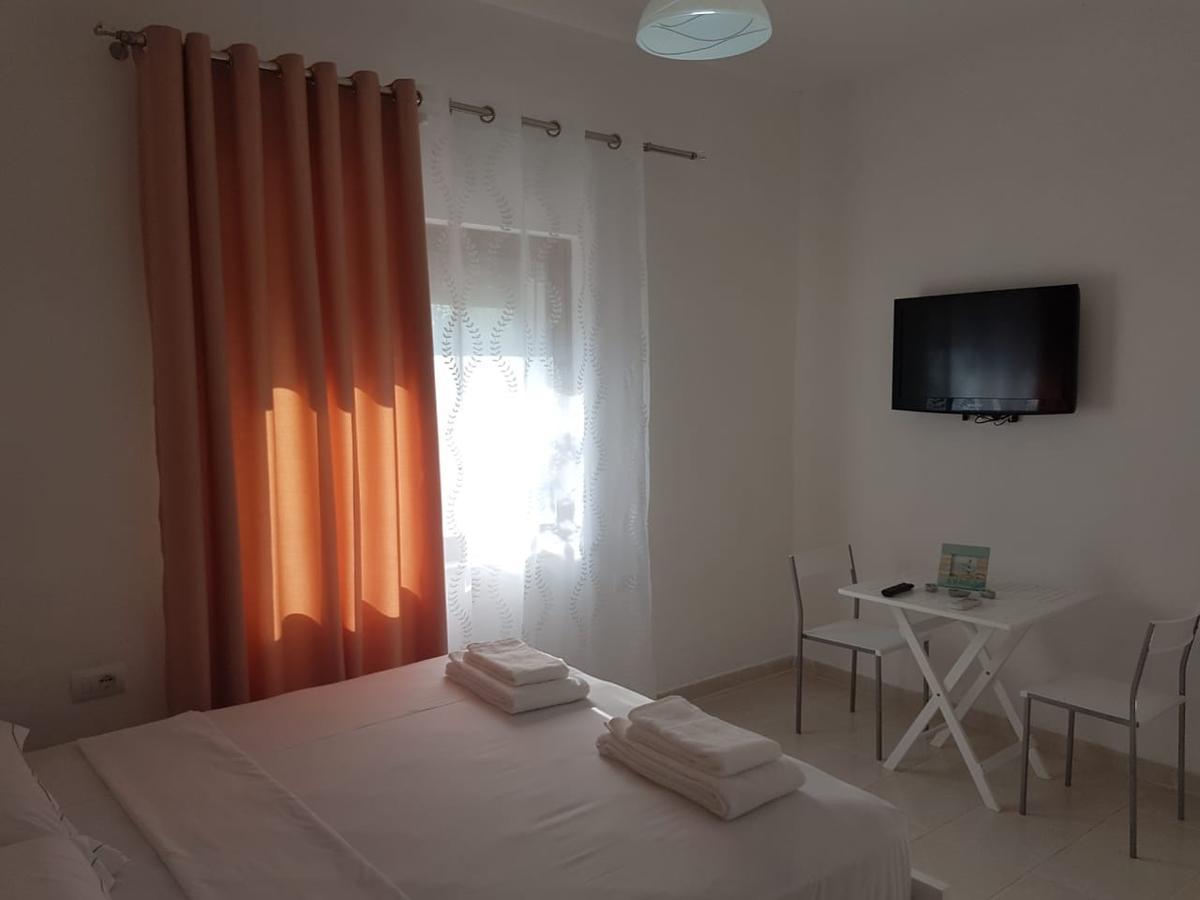Vila Alikaj Lägenhet Sarandë Exteriör bild