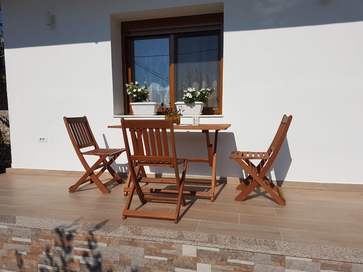 Vila Alikaj Lägenhet Sarandë Exteriör bild